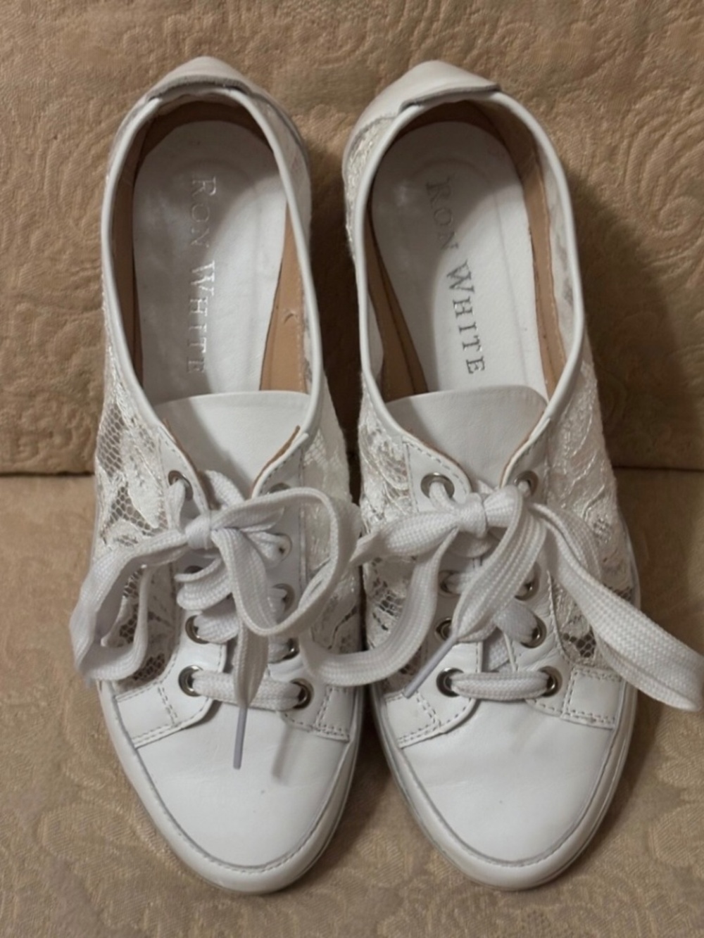 Ron White Women’s Novalee White Lace Panel Sneakers Sz 36